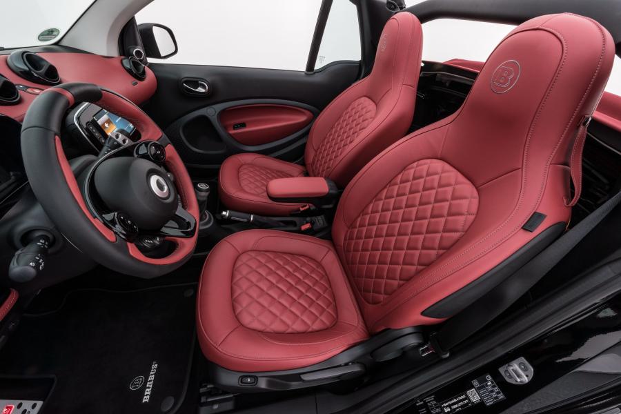 Интерьер Smart ForTwo Ultimate 125 by Brabus (A453) 2018 года  (фото 3 из 19)